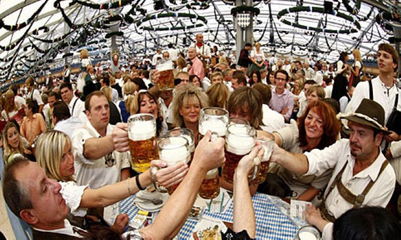 德国啤酒节的庆祝方
