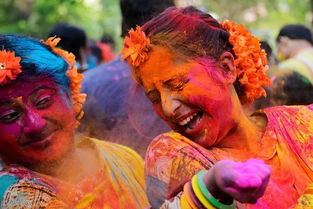 印度彩色颜料节日女